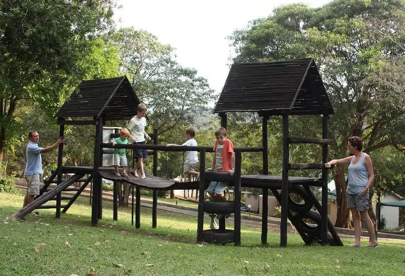 אתר נופש First Group Waterberry Hill