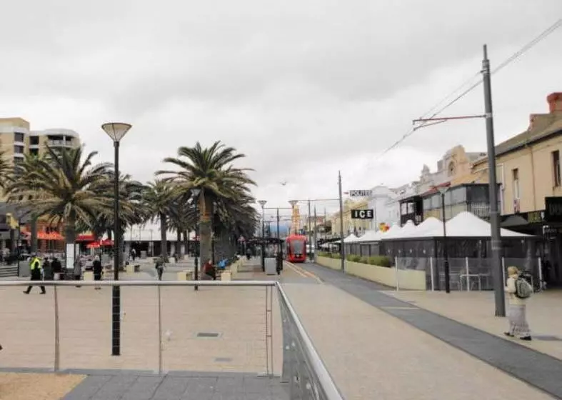 Glenelg Beachside Apartments