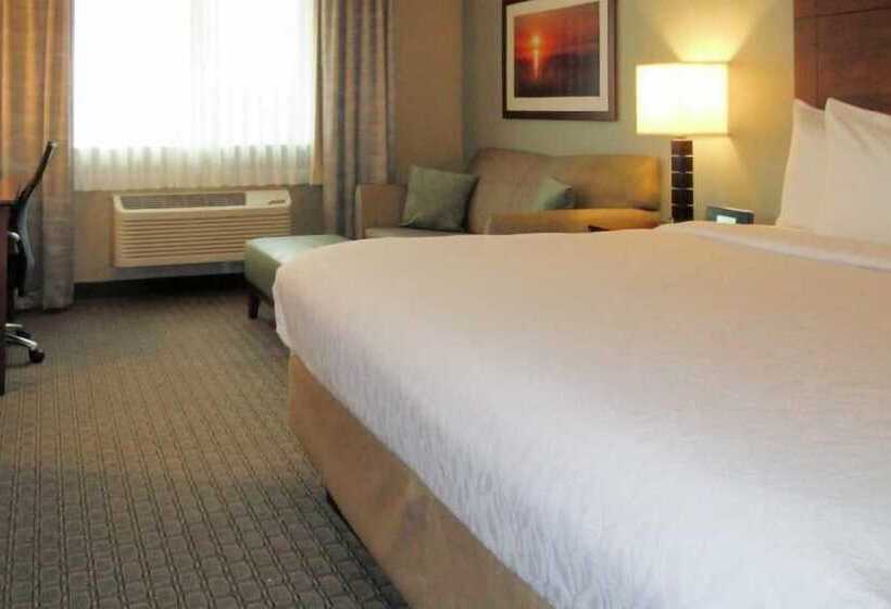 Otel Amerivu Inn And Suites  Chisago City