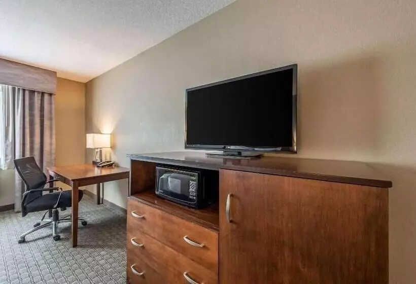 호텔 Amerivu Inn And Suites  Chisago City