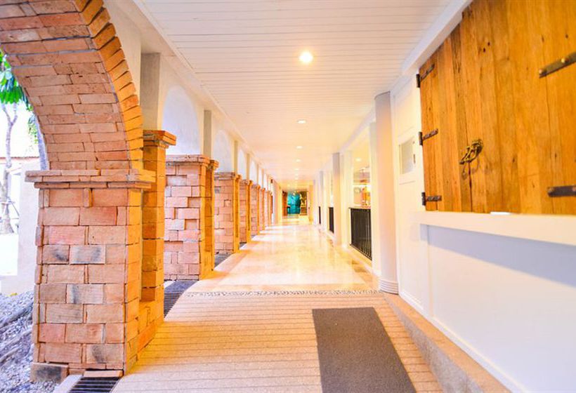 בית מלון כפרי Balios Resort Khaoyai