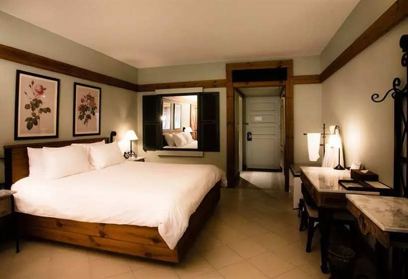 בית מלון כפרי Balios Resort Khaoyai