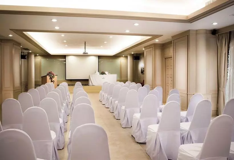 בית מלון כפרי Balios Resort Khaoyai