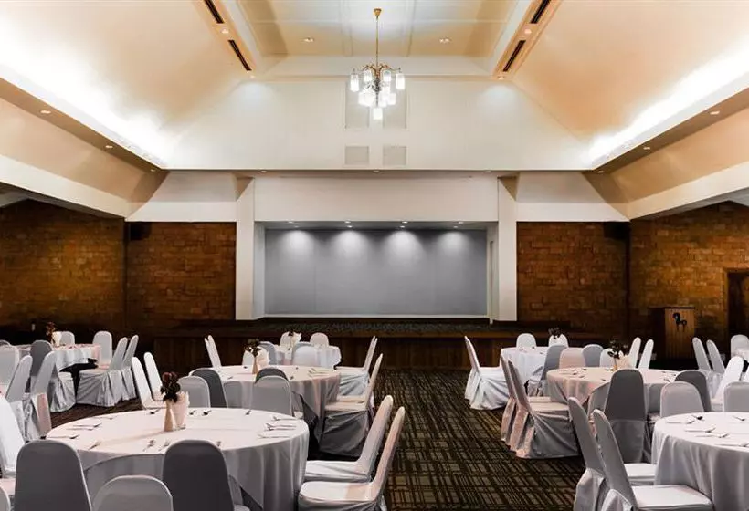 בית מלון כפרי Balios Resort Khaoyai