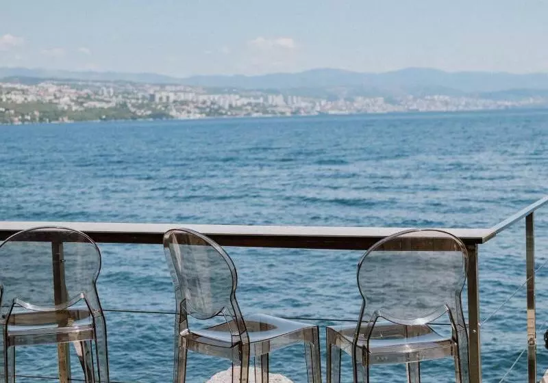 Bevanda Hotel & Restaurant Unique Adriatic