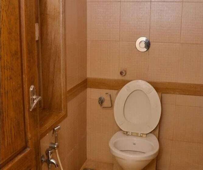 בית מלון כפרי Calangute Residency