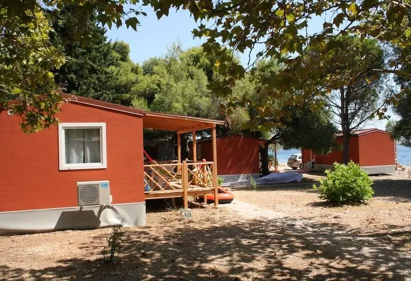 هتل Mobile Homes Camp Perna   Adriatic Kampovi