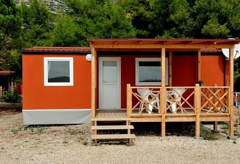 فندق Mobile Homes Camp Perna   Adriatic Kampovi