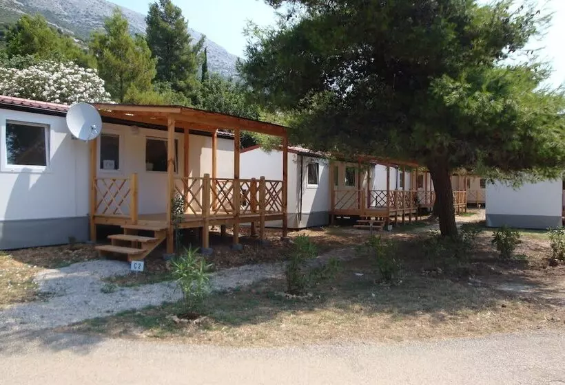 هتل Mobile Homes Camp Perna   Adriatic Kampovi