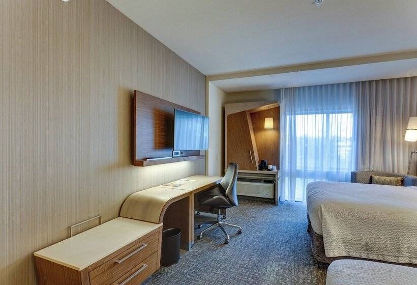 酒店 Courtyard By Marriott Hammond