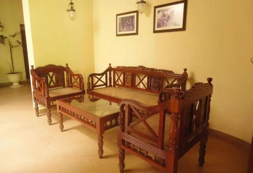 فندق Dedduwa Boat House