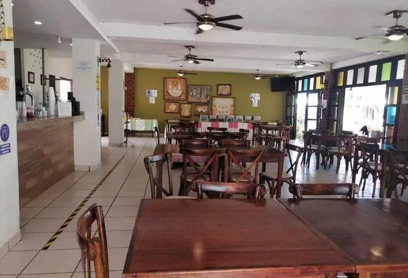 فندق Estancia San Carlos Guayabitos