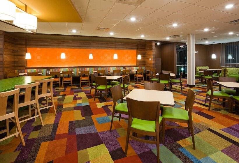ホテル Fairfield Inn & Suites By Marriott St. Paul Northeast