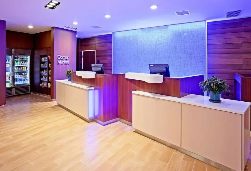 Hotelli Fairfield Inn & Suites By Marriott St. Paul Northeast