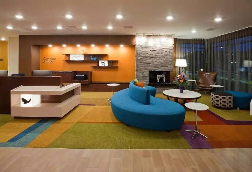 Hotelli Fairfield Inn & Suites By Marriott St. Paul Northeast