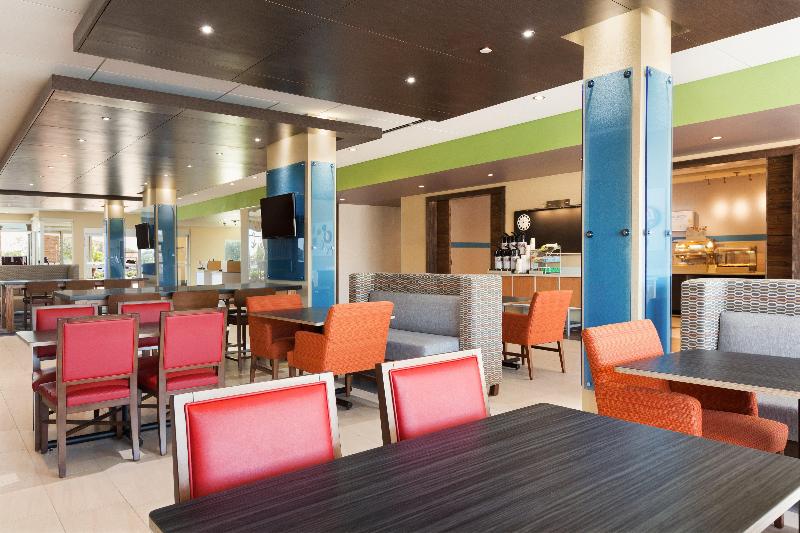 ホテル Holiday Inn Express & Suites Edinburg Mcallen Area, An Ihg