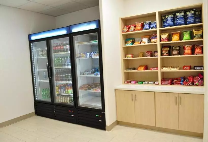 酒店 Holiday Inn Express & Suites Price, An Ihg