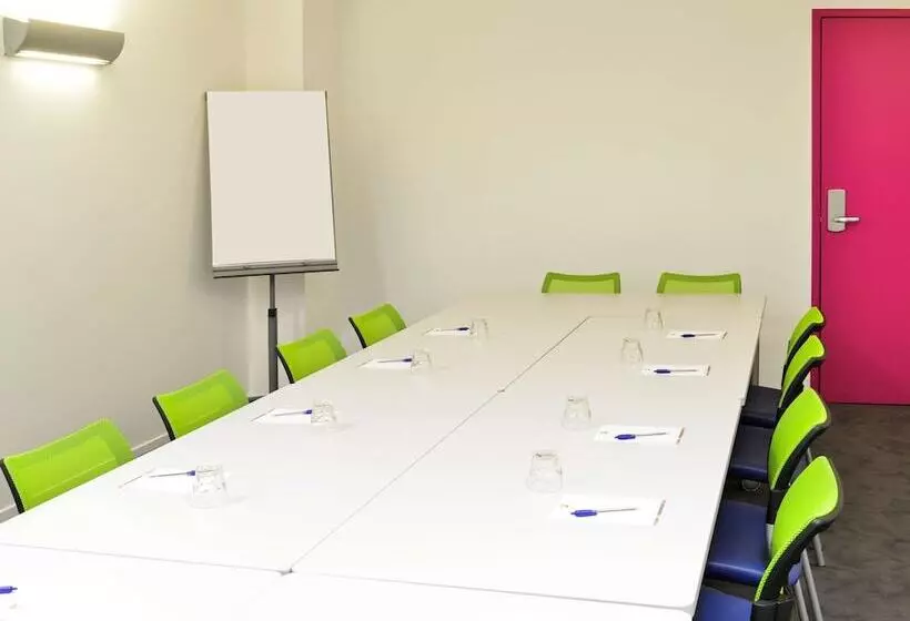 هتل Ibis Styles Montelimar Centre