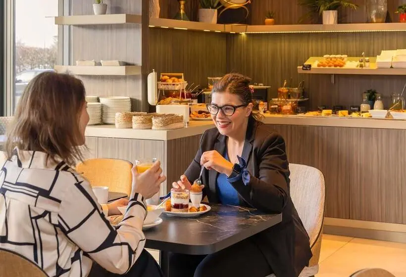 هتل Ibis Styles Saint Quentin