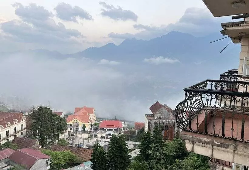 A25 Hotel   29 Thác Bạc Sapa