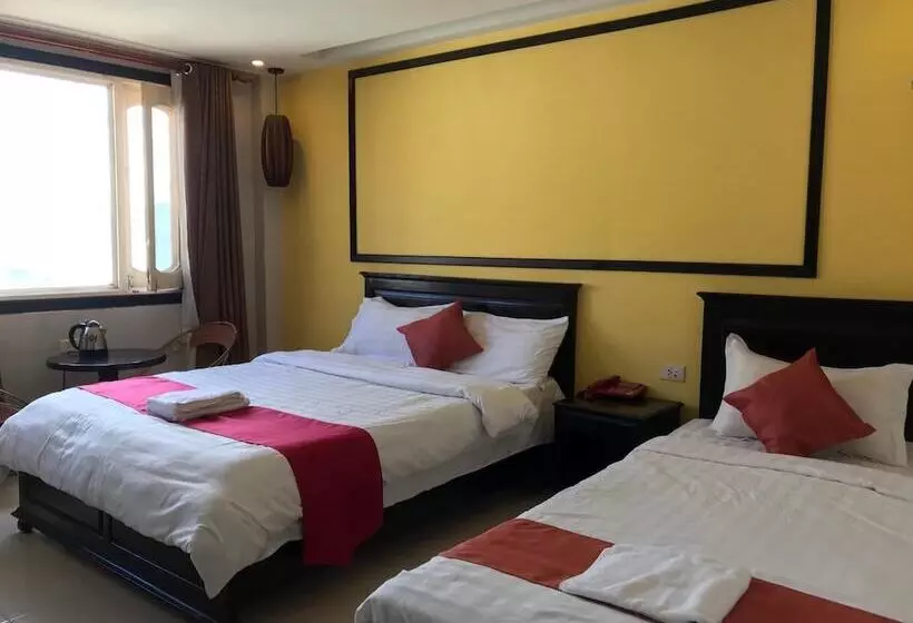 A25 Hotel   29 Thác Bạc Sapa