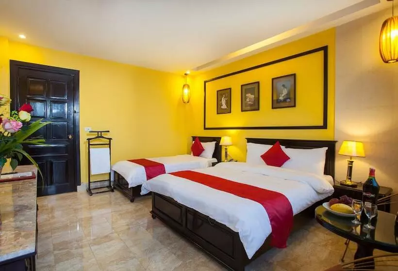 A25 Hotel   29 Thác Bạc Sapa