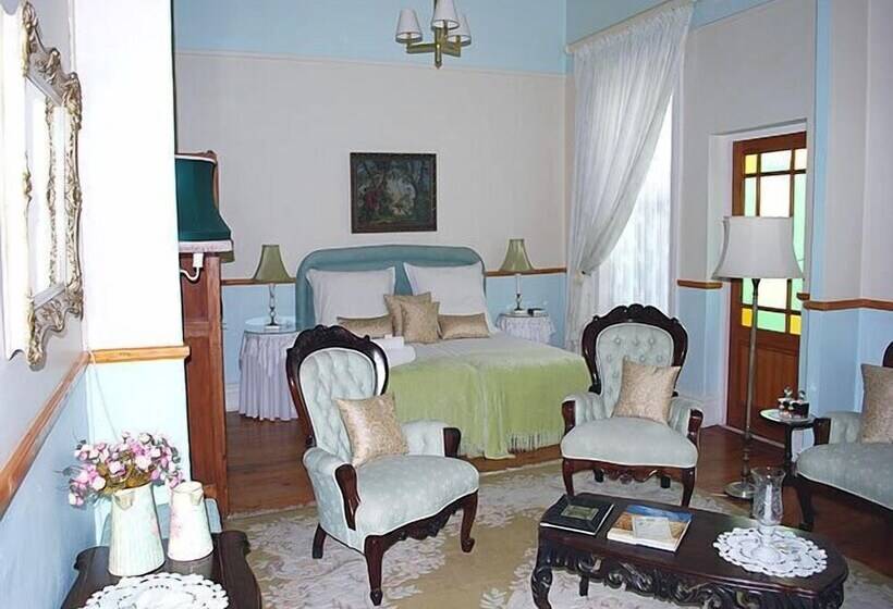 ホテル Kingna Lodge