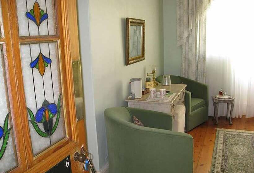 ホテル Kingna Lodge