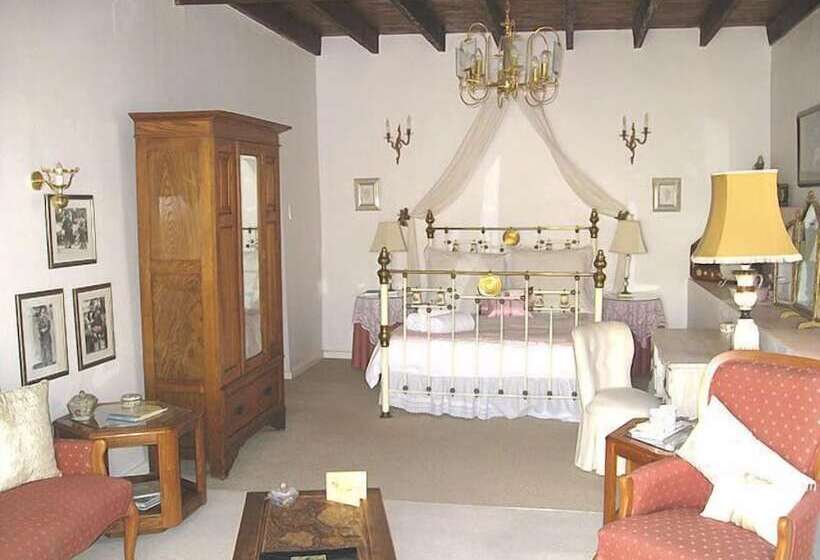 ホテル Kingna Lodge