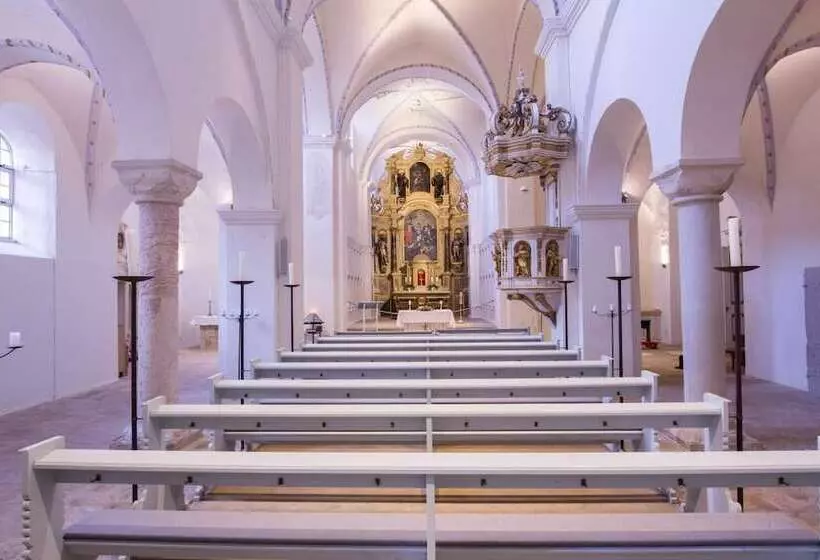 בית מלון כפרי Kloster Remise