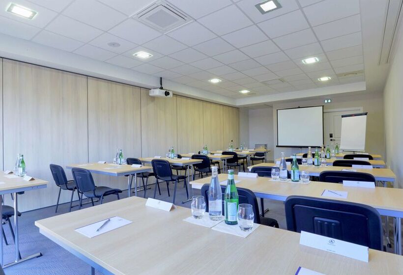 فندق Kyriad Angers Ouest Beaucouzé