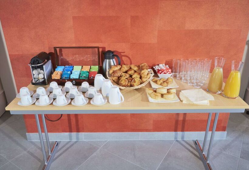 فندق Kyriad Angers Ouest Beaucouzé