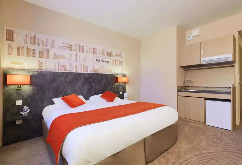 Отель Kyriad Angers Ouest Beaucouzé