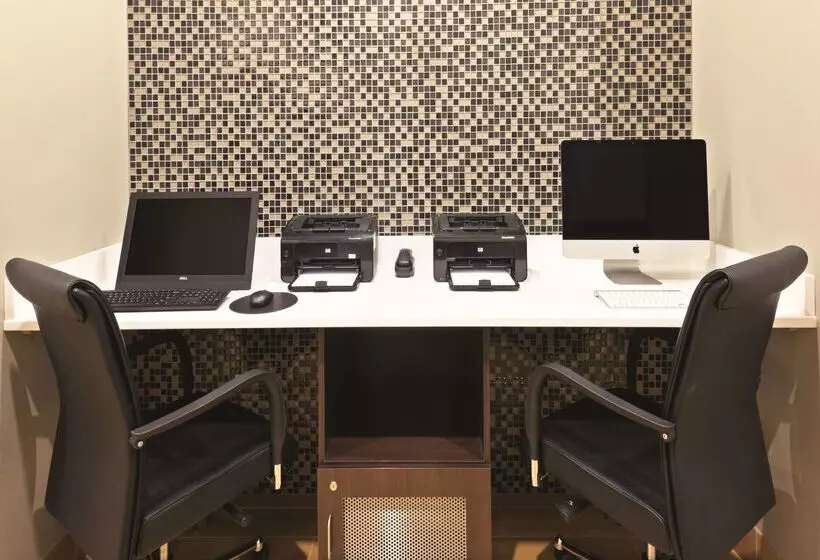 酒店 La Quinta By Wyndham Billings