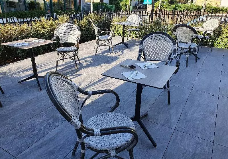 Logis Hotel La Closerie