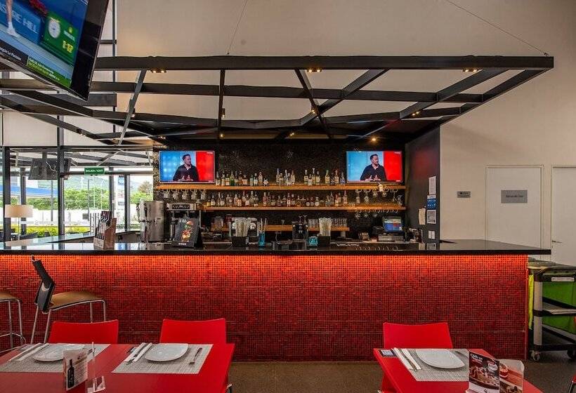 هتل Ramada Encore By Wyndham Queretaro