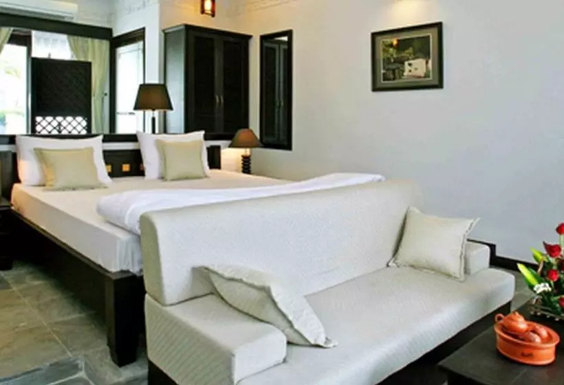 هتل Villa Hoa Su   Frangipani Village Resort