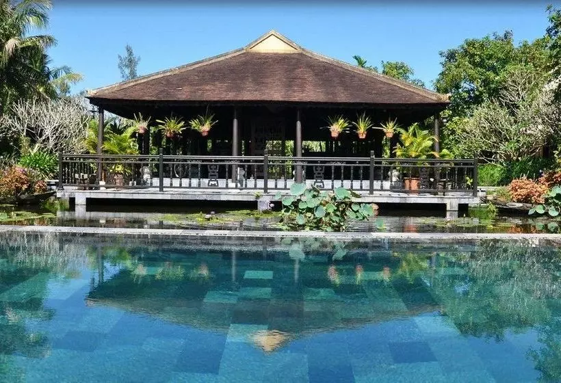 هتل Villa Hoa Su   Frangipani Village Resort
