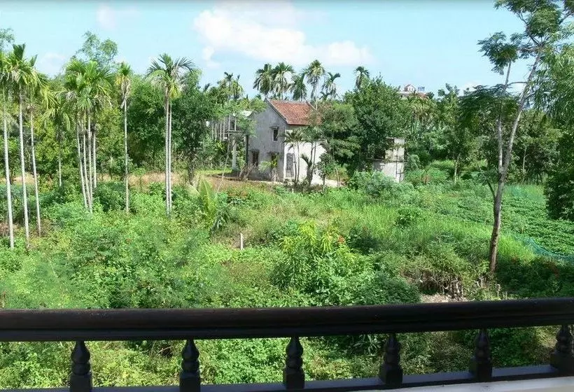 هتل Villa Hoa Su   Frangipani Village Resort