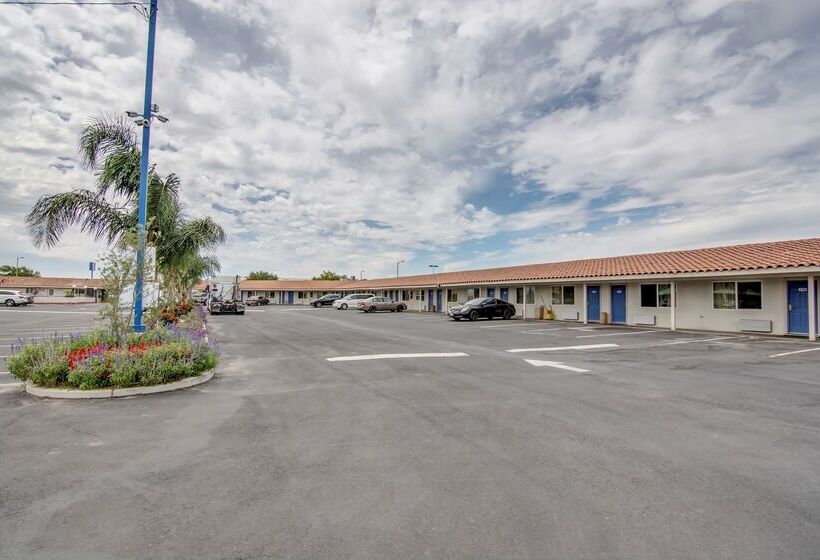 Motel 6 Manteca, Ca
