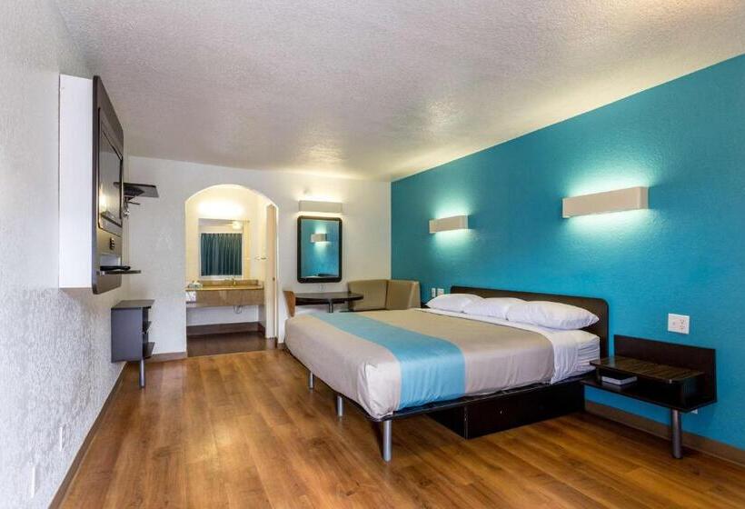 Motel 6bryan, Tx College Station