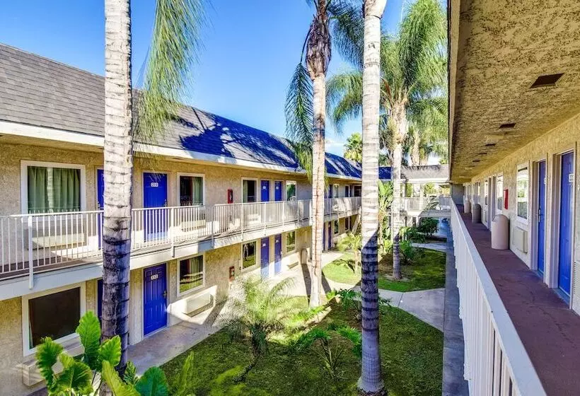 Motel 6 Riverside, Ca South