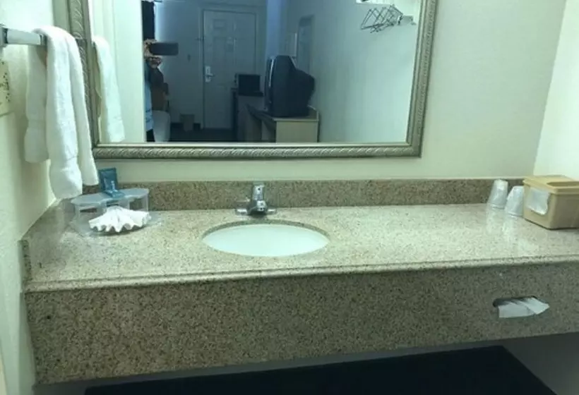 汽车旅馆 Delta Inn