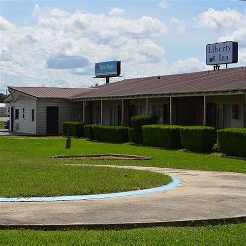 모텔 Liberty Inn