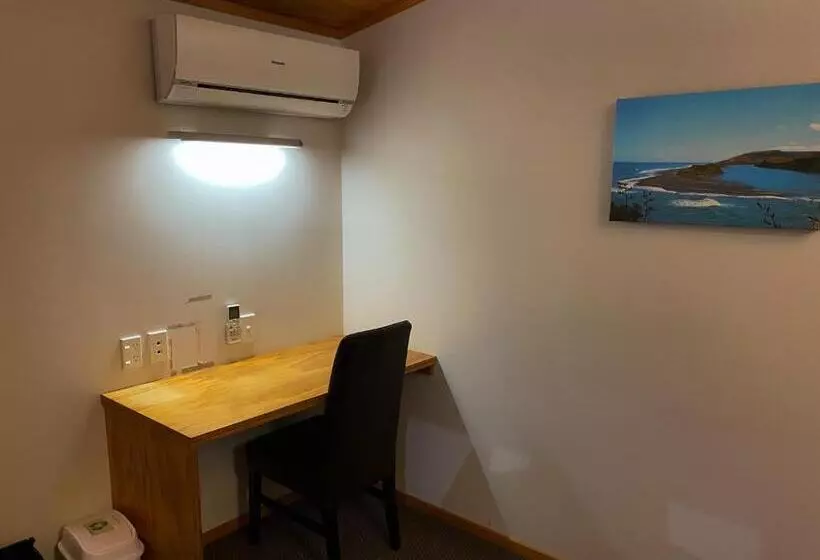 מוטל Waitomo Lodge