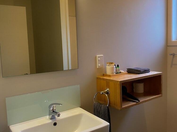 מוטל Waitomo Lodge