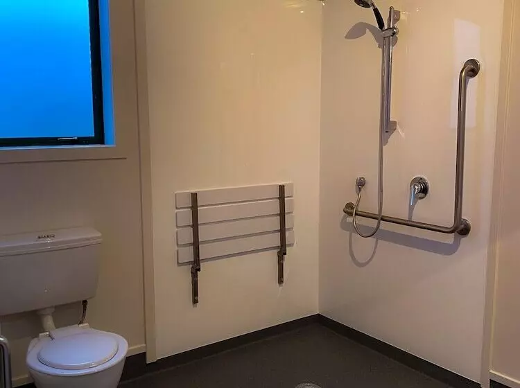 מוטל Waitomo Lodge