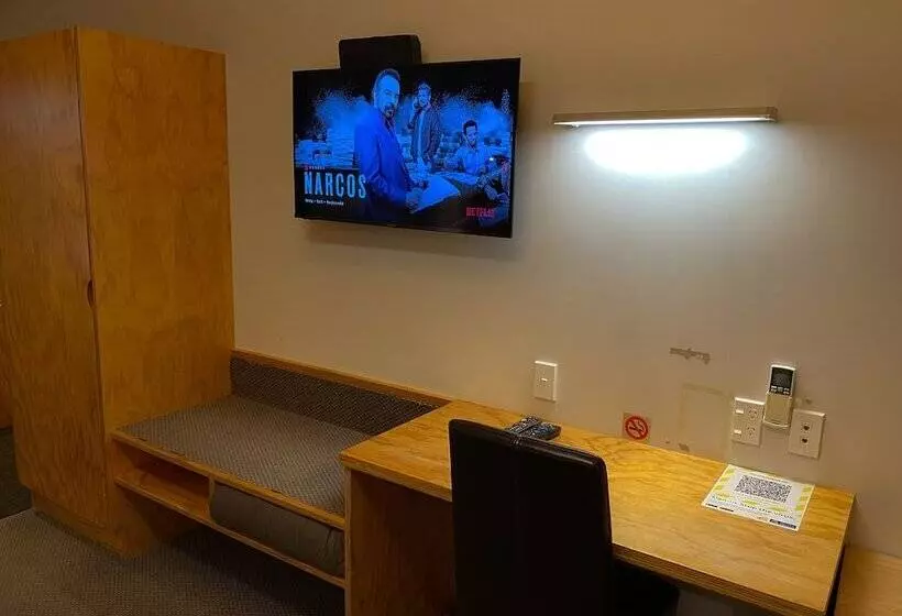 מוטל Waitomo Lodge