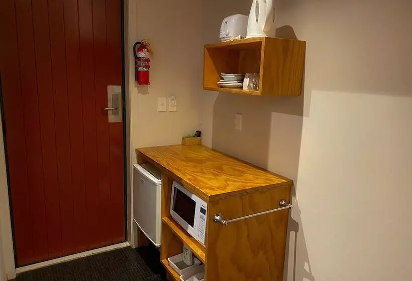 מוטל Waitomo Lodge