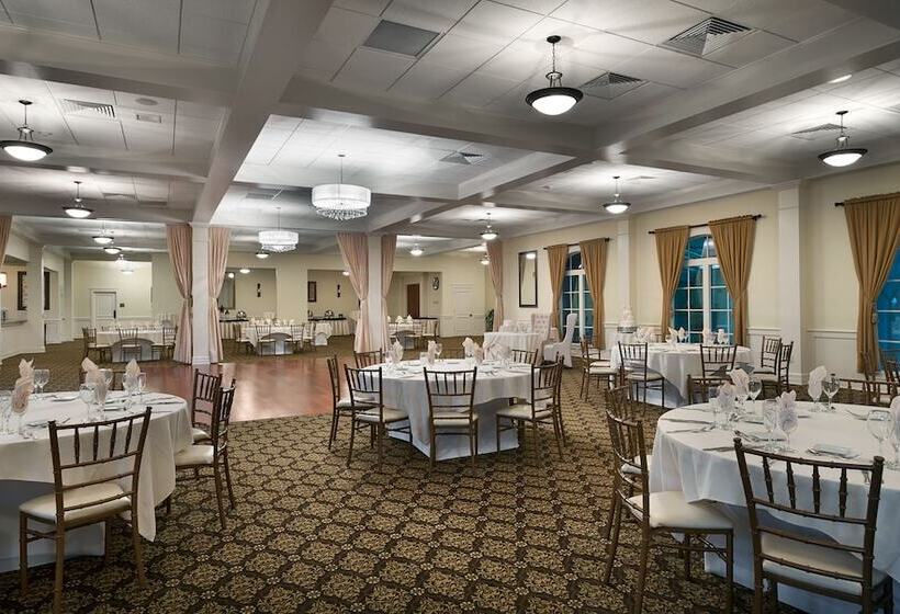 North Beach Resort & Villas